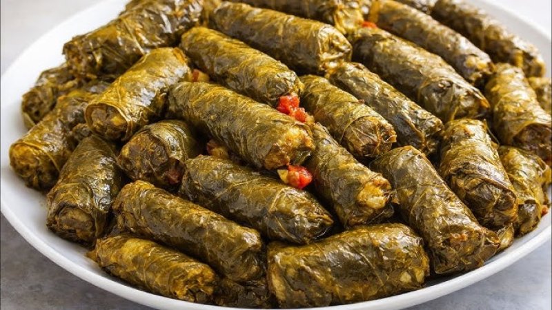 محشي ورق عنب – Stuffed Grape Leaves