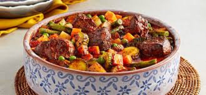 طاجن خضار بالحمة – Vegetable with Meat Casserole